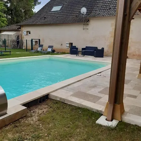 Le Bois Du Bournat Bed & Breakfast 3*